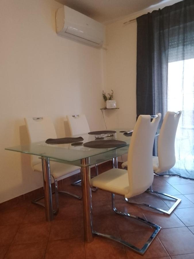 Apartman Lean Pula Eksteriør billede