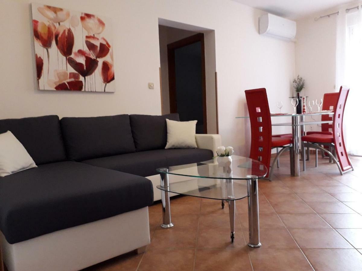 Apartman Lean Pula Eksteriør billede