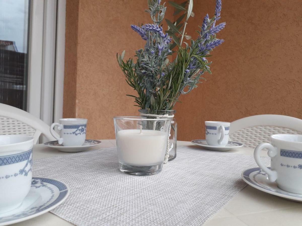 Apartman Lean Pula Eksteriør billede